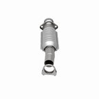 MagnaFlow Direct Fit Catalytic Converter 04-06 Toyota Sienna 3.3L AWD Rear