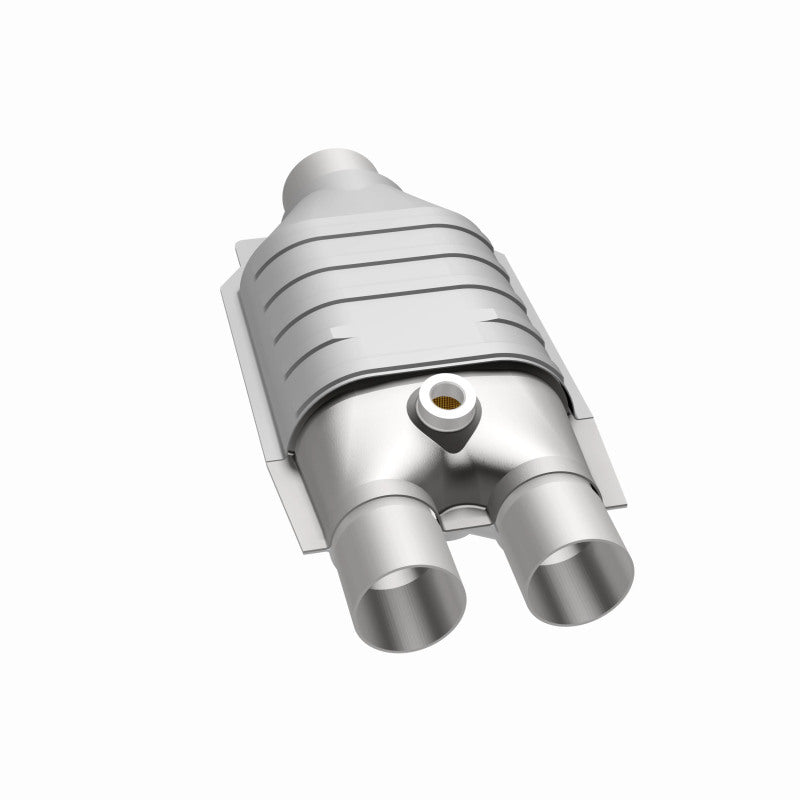 MagnaFlow Universal Catalytic Converter 2.5 inch/2 inch S/D PC2 Rear