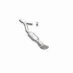 MagnaFlow Direct Fit Catalytic Converter 98 Ford Expedition 5.4L