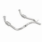 MagnaFlow Direct Fit Catalytic Converter 2009-2014 E-150 4.6 L Underbody