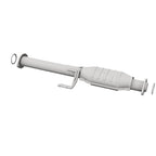 MagnaFlow Direct Fit Catalytic Converter 01-04 Toyota Tacoma 3.4L Rear