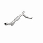 MagnaFlow Direct Fit Catalytic Converter 00-04 Ford E150 4.6L Passenger Side