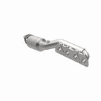 MagnaFlow Direct Fit Catalytic Converter 02-04 Volkswagen Passat 4.0L