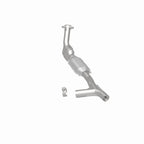 MagnaFlow Direct Fit Catalytic Converter 98 Ford Expedition 5.4L