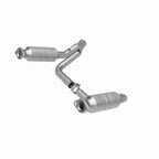 MagnaFlow Direct Fit Catalytic Converter RAIDER- 2006 8 4.7L OEM