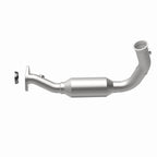 MagnaFlow Conv Direct Fit OEM 2004 Jeep Liberty Underbody
