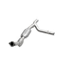 MagnaFlow Direct Fit Catalytic Converter 99-00 Ford Trucks 5.4L