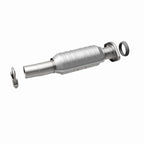 MagnaFlow Direct Fit Catalytic Converter 04 Toyota Sienna 3.3L