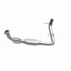MagnaFlow Direct Fit Catalytic Converter 98 Ford Expedition 5.4L