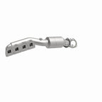 MagnaFlow Direct Fit Catalytic Converter 02-04 Volkswagen Passat 4.0L