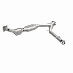 MagnaFlow Direct Fit Catalytic Converter 03 Lincoln Navigator 5.4L