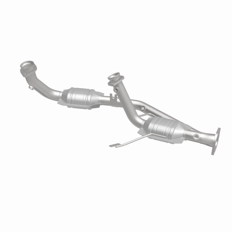 MagnaFlow Direct Fit Catalytic Converter 96-99 Ford Taurus3.0L 50S