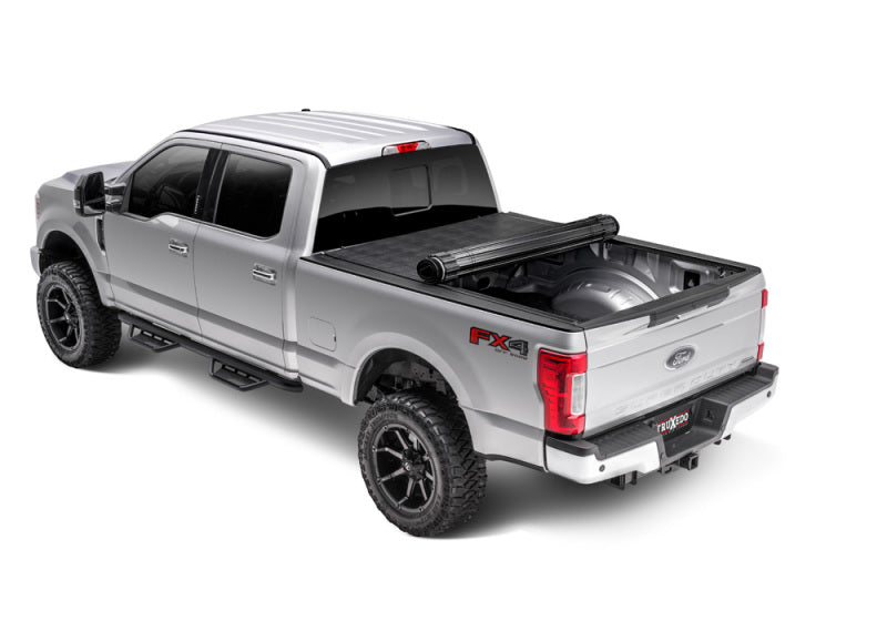 Truxedo 14-18 GMC Sierra & Chevrolet Silverado 1500 8ft Sentry Bed Cover