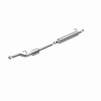 MagnaFlow Direct Fit Catalytic Converter 2002-2006 Sprinter 2500 2.7 L Underbody