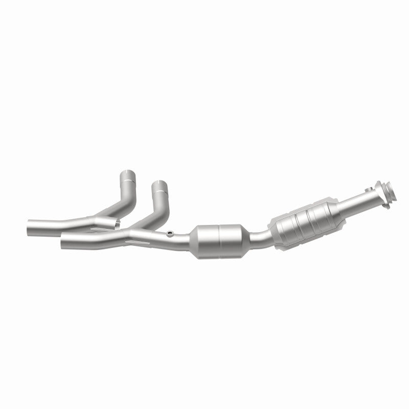 MagnaFlow Direct Fit Catalytic Converter 05-07 Ford E150 4.6L Passenger Side