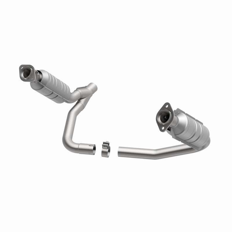 MagnaFlow Direct Fit Catalytic Converter Dakota 05-06 6 3.7L